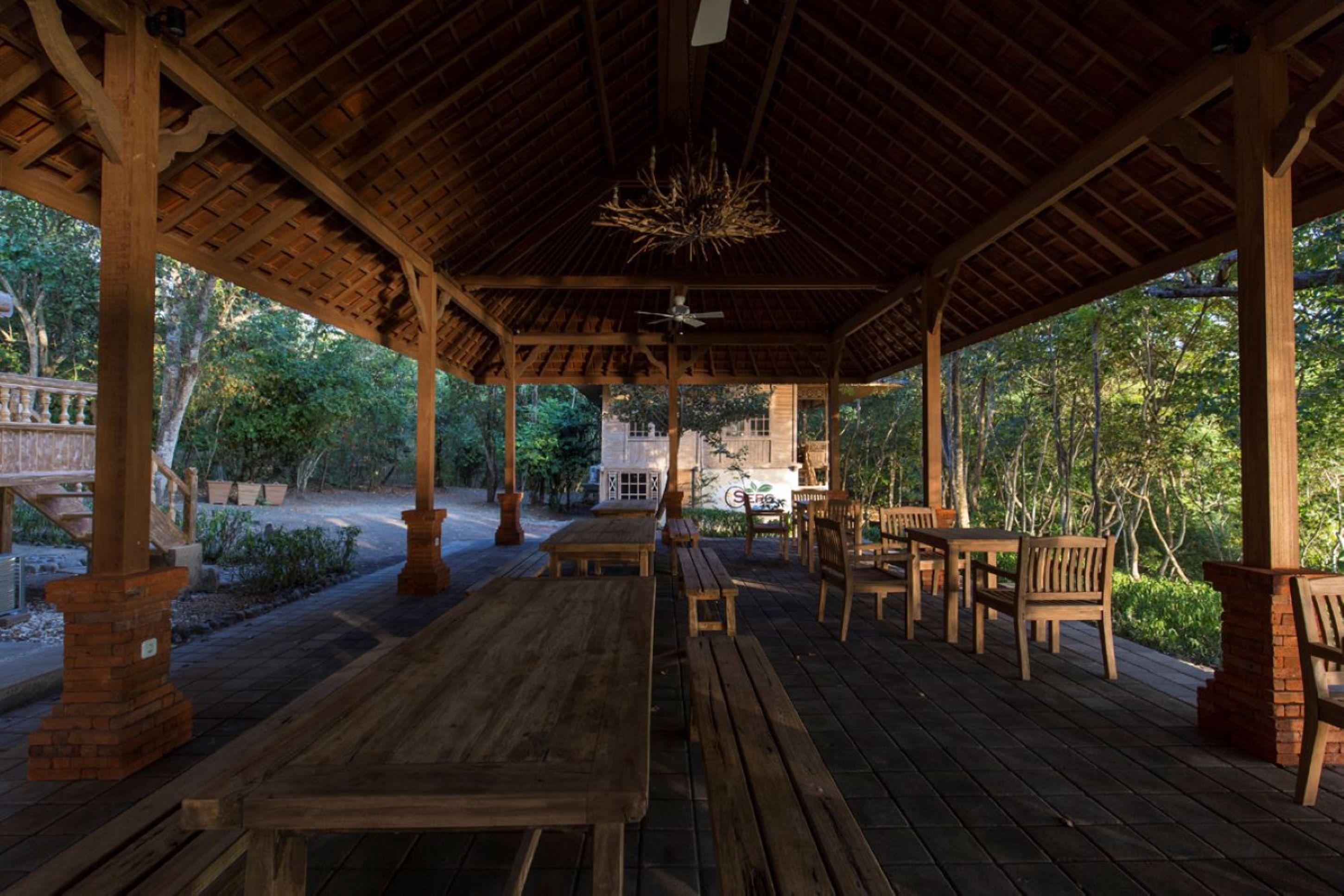 Menjangan Ecolodge - Chse Certified Banyuwedang Luaran gambar