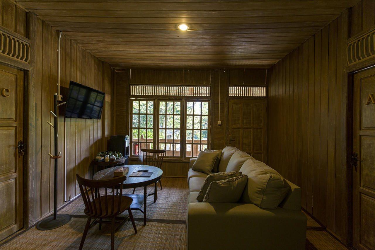 Menjangan Ecolodge - Chse Certified Banyuwedang Luaran gambar